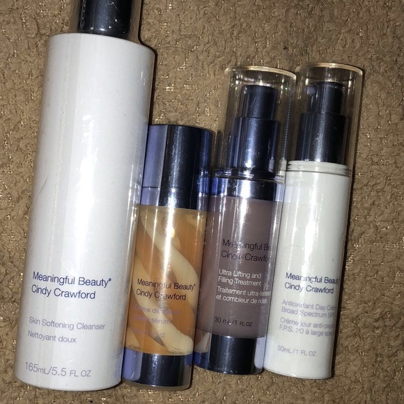 Cindy Crawford Meaningful Beauty Other - Meaningful Beauty By Cindy Crawford